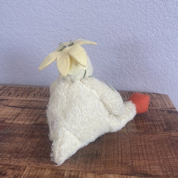 Bunnies By The Bay Dilly Chicken Plush Stuffed Animal Hallmark Yellow Orange - Picture 6 of 9